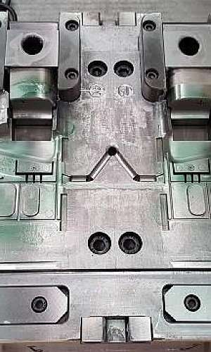 Fabricantes de moldes para injeção de peças plásticas